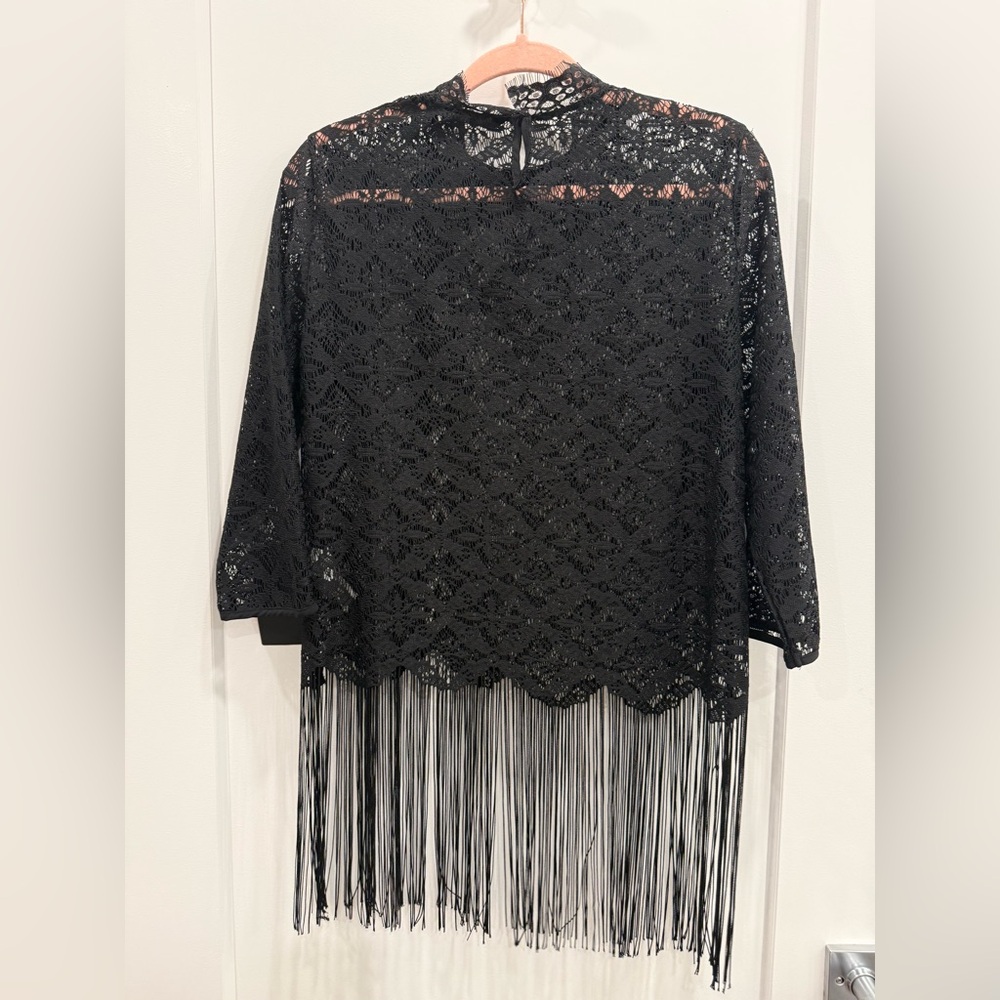 Zara Black Sheer Lace Fringe Hem Blouse – NWT – Size Large - Picture 2 of 4